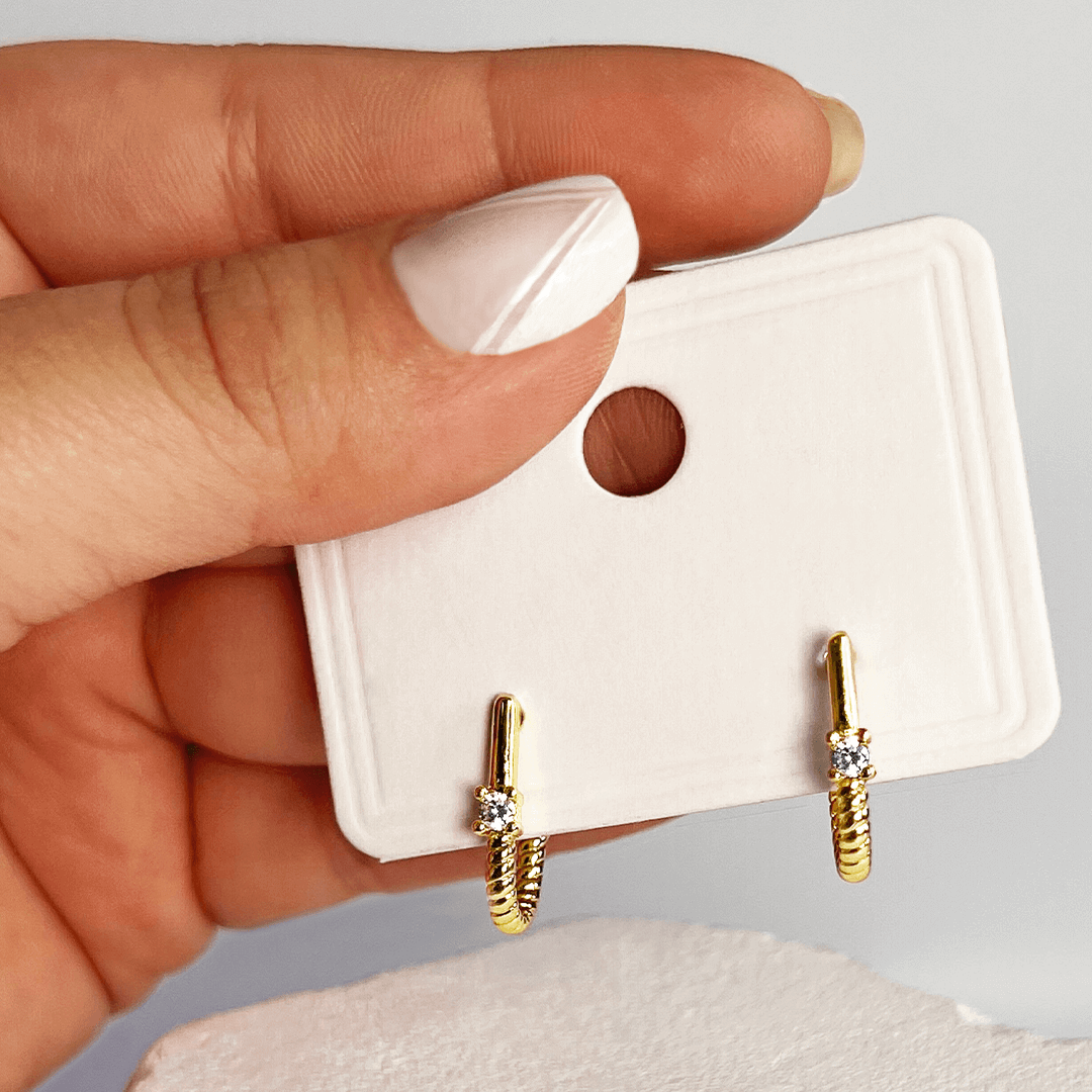 ARETES BRILLO DORADO