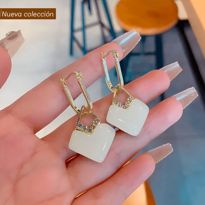 Aretes Geometric Gold